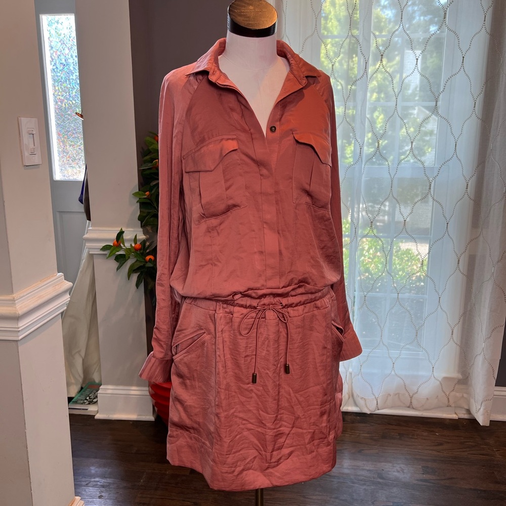 Banana Republic Heritage collection beautiful super silky dress size 10